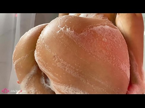 ❤️ Brunette වයිබ්රේටරය සමඟින් පුසි ස්වයං වින්දනයේ යෙදී ස්නානය කිරීමේදී දැඩි ලෙස සුරාන්තයට පත් කරයි ❤️❌ Fucking video අප වෙත ❌️